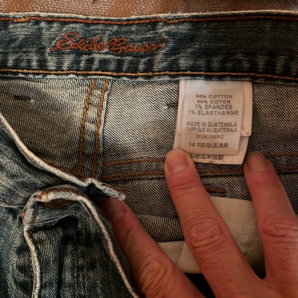 Distressed Eddie Bauer Full Length high waisted Boot Cut Jeans, Sz 14 - Picture 5 of 13